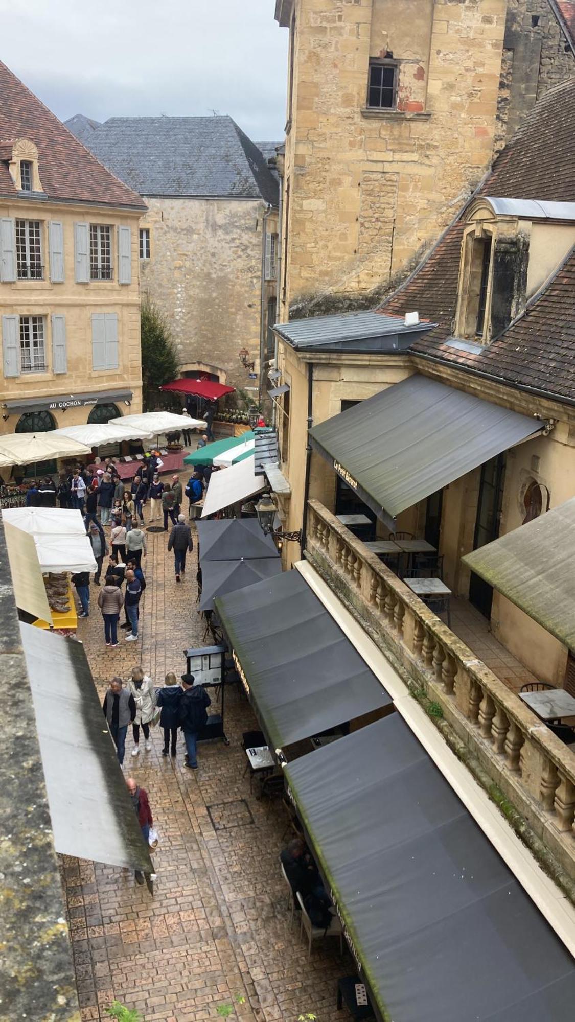 Au Coeur Du Centre Historique De Sarlat Apartment Bagian luar foto