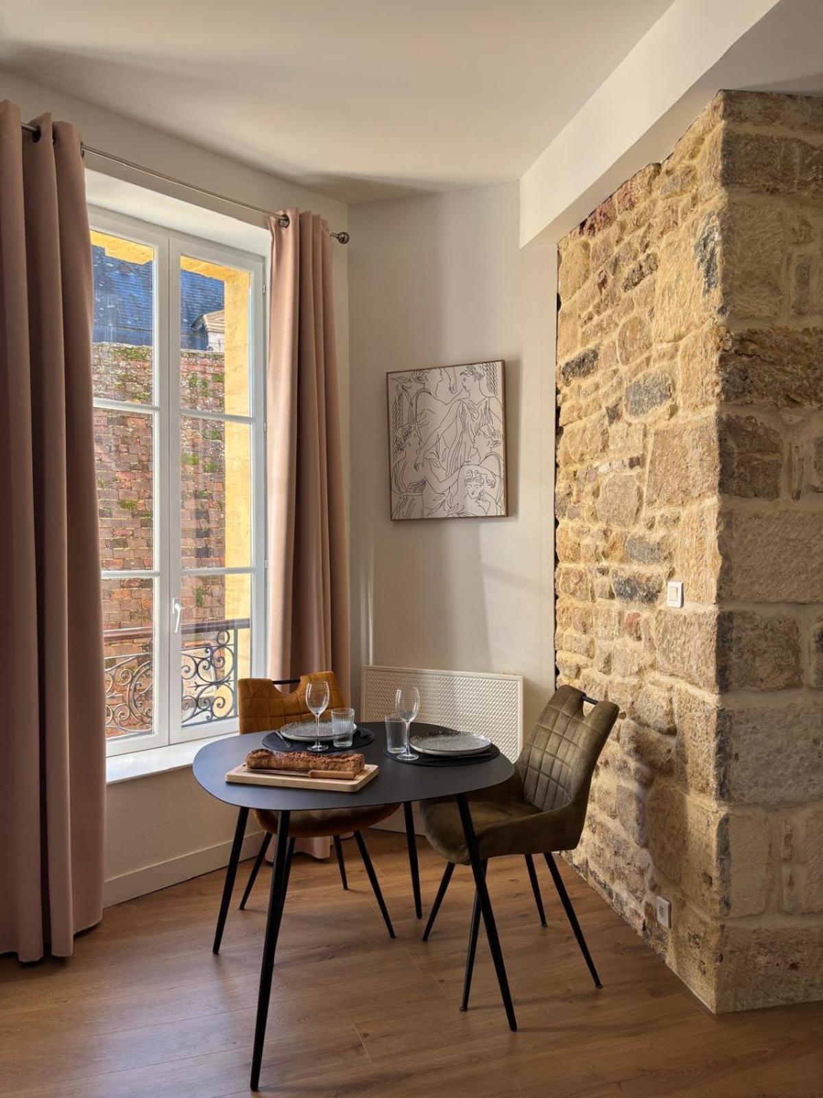 Au Coeur Du Centre Historique De Sarlat Apartment Bagian luar foto